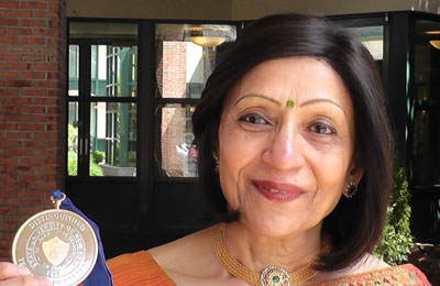 Dr-binita-shah-with-medallion